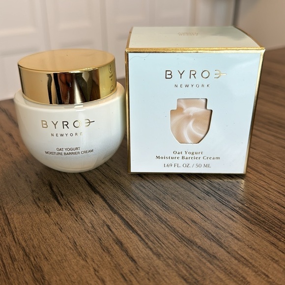 BYROE Oat Yogurt Moisture Barrier Cream - Picture 2 of 7